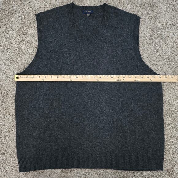 Men’s Lambs Wool Sweater Vest XL Gray V Neck Layering Timeless Business Casual - Picture 3 of 6